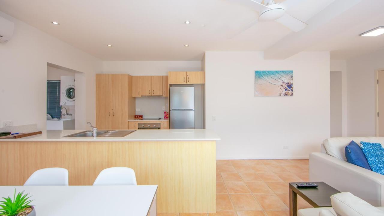 Yamba Beach Motel Eksteriør bilde