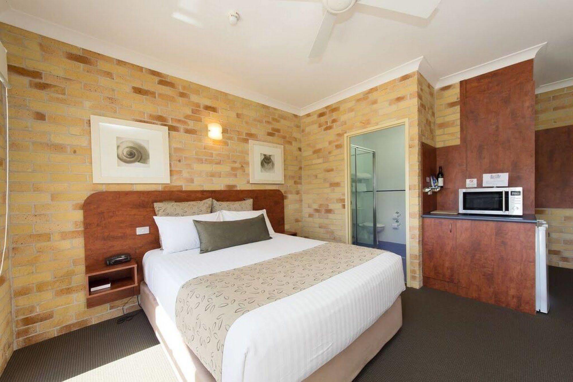 Yamba Beach Motel Eksteriør bilde